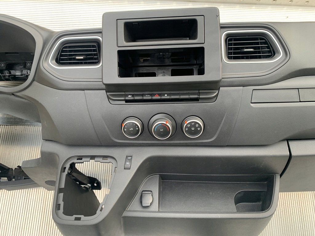 фото №5, Панель приладів консоль master movano