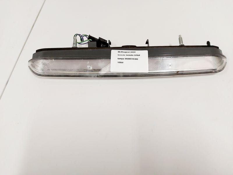 фото №1, Peugeot 208 1 i третій 3 світло стоп-сигнал лампа 9688016380