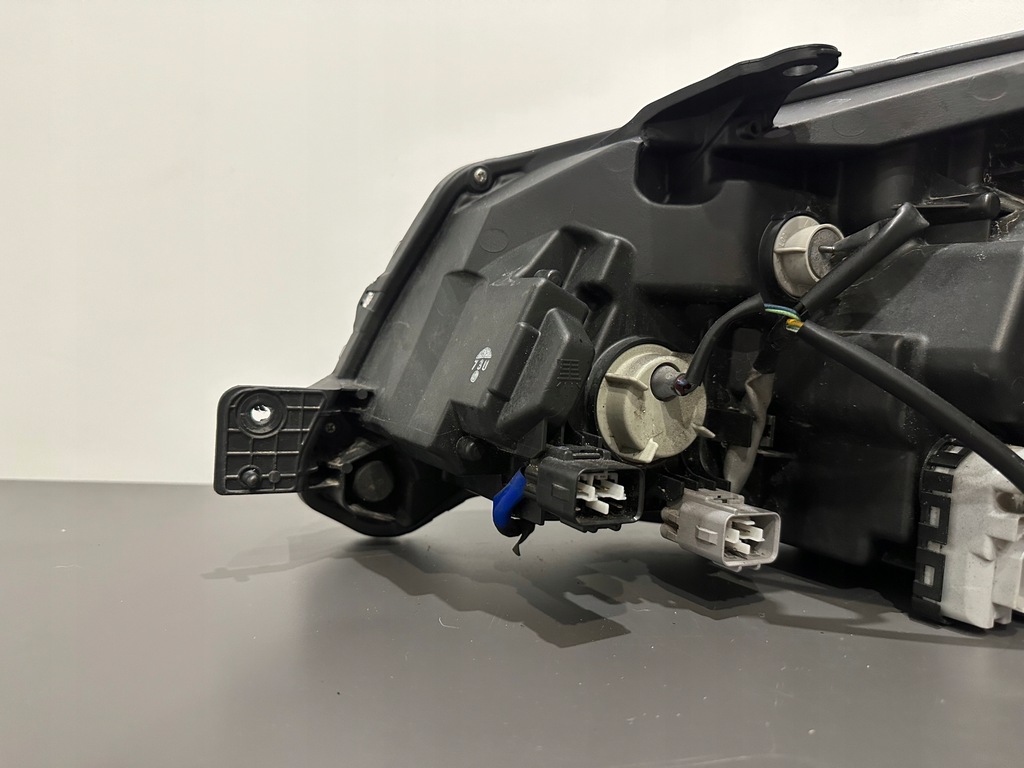 фото №11, Subaru forester iv lift лампа правая full led europa