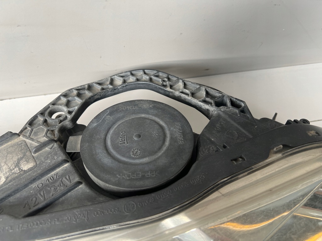 фото №10, Лампа передняя правая citroen c5 iii обычная 9672694080