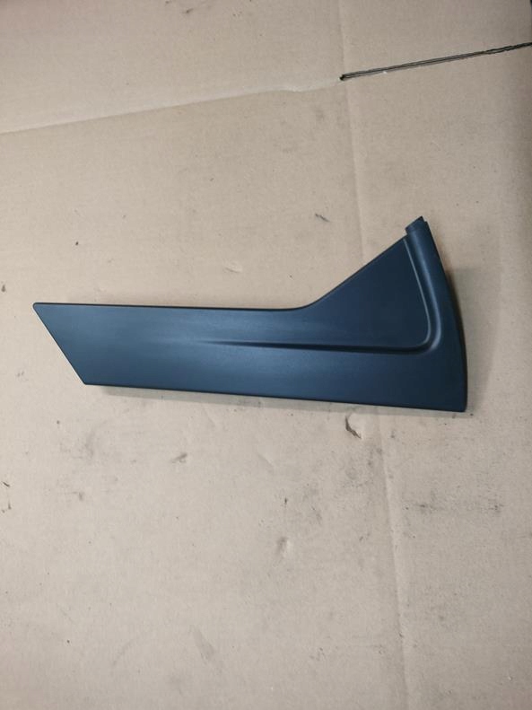 фото №1, Молдинг дверь правый задняя renault captur i идеальное состояние