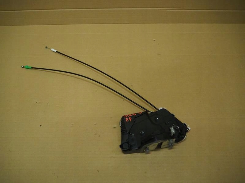 фото №1, Замок дверь правых передних toyota yaris iii