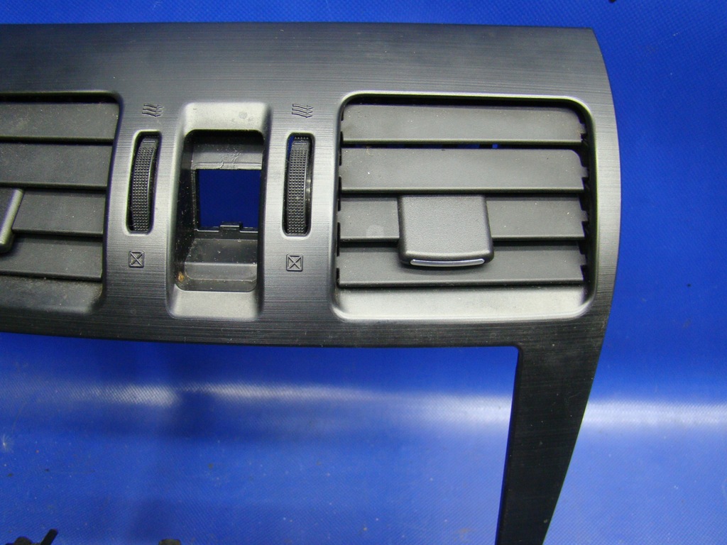 фото №3, Рамка радио консоли решётки обдув forester iv 12-18r