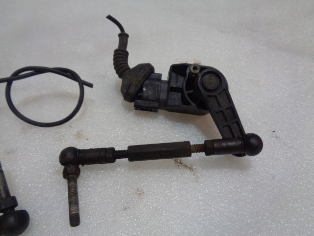 фото №13, Датчик pozomowania ксенон правый перед vw phaeton 4e0907503c