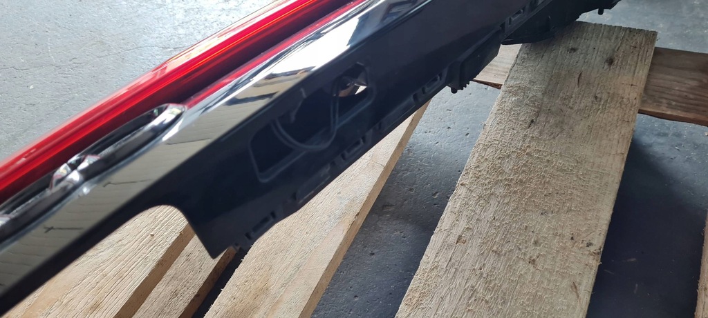 фото №12, Sq8 4m rsq8 q8 лампа накладка кришки багажника задня high usa 4m8945095q