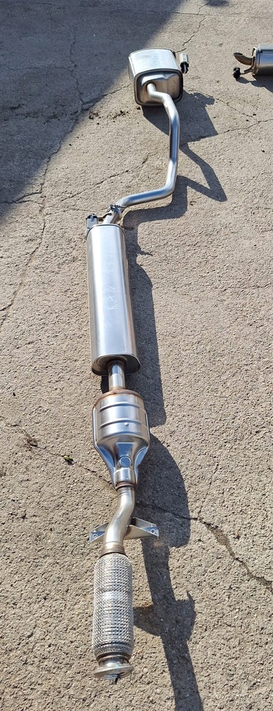 фото №1, Гаситель kompletny renault kangoo iv катализатор 208025940r