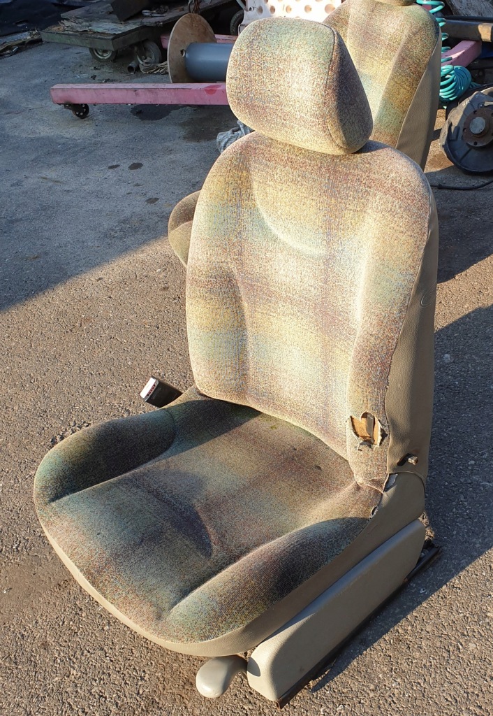 фото №8, Сиденье правый перед подушка безопасности подушка renault twingo i