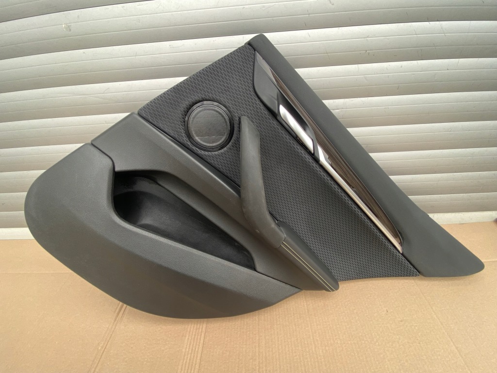 Купити Bmw x2 f39 оббивка обшивка двері правий задній задній жовта nić