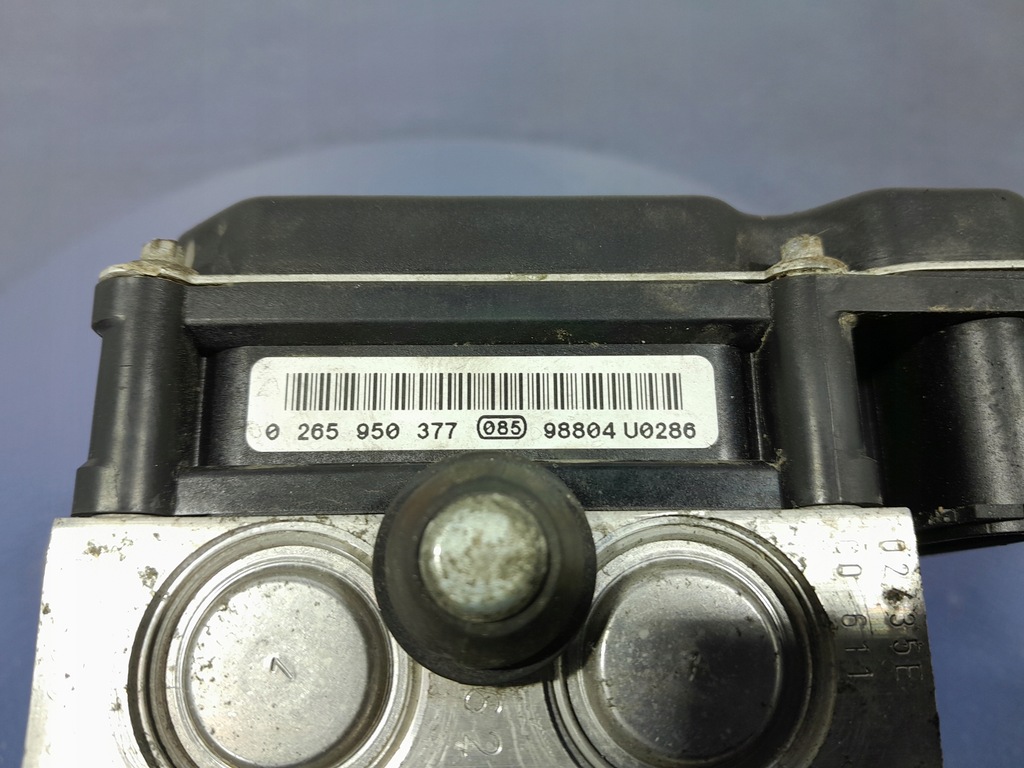 фото №7, Renault clio iii 1.2b 75km насос abs 265234620