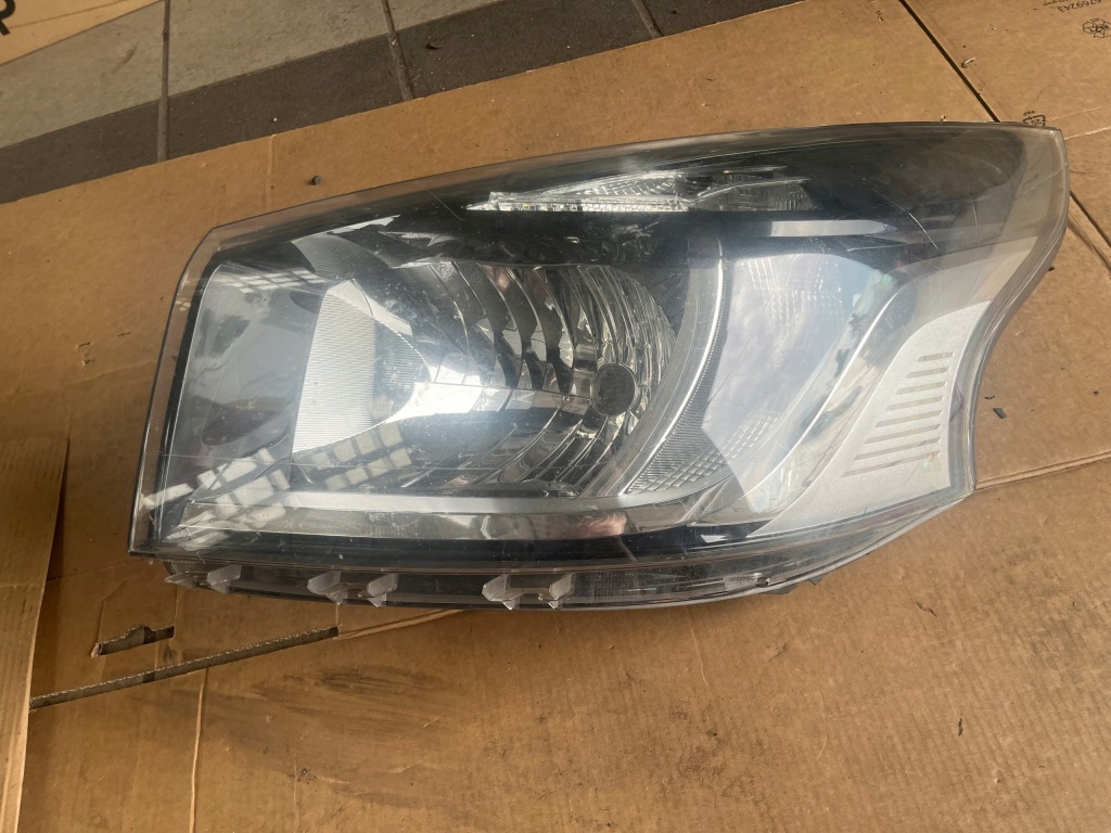 фото №5, Renault trafic 3 r2015 левая лампа перед 260607934r