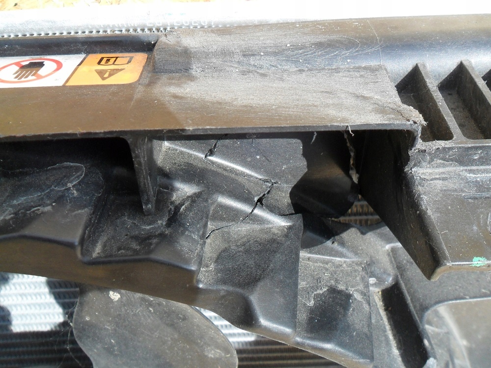 фото №7, Hyundai ix35 lm 2013- радіатор wody + вентиль