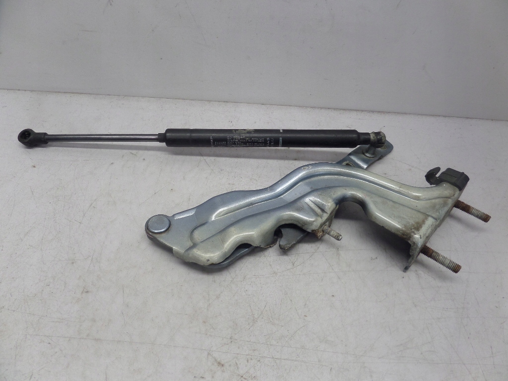 фото №1, Петля капот лівий alfa romeo 147 привід