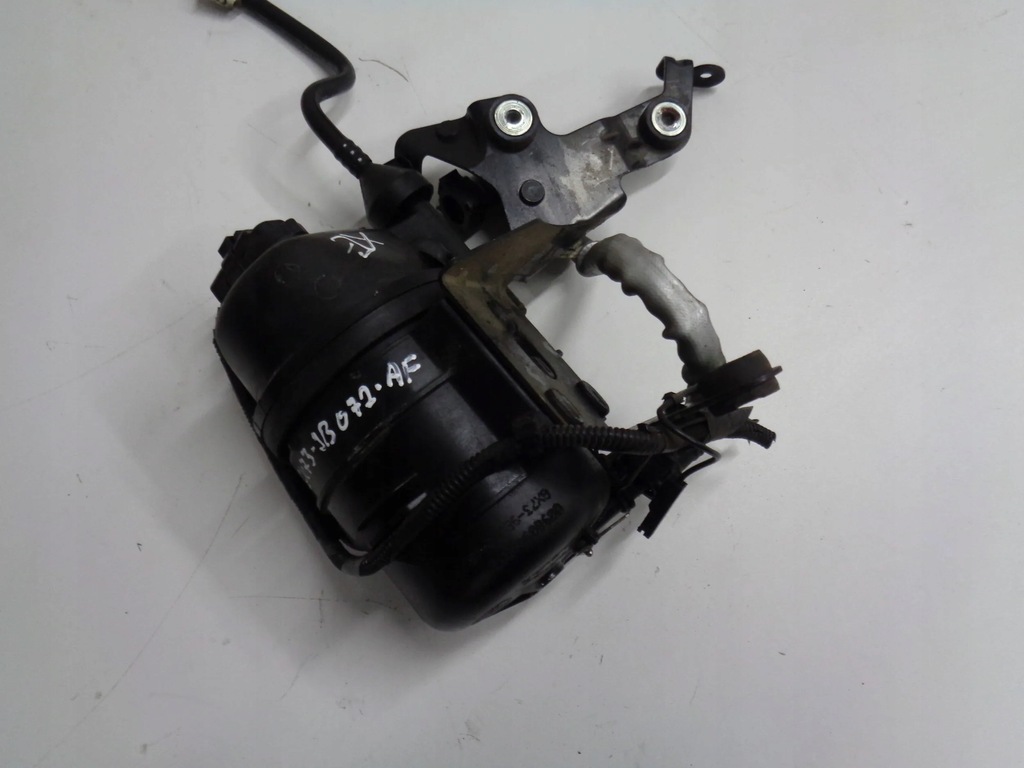 фото №1, Jaguar xe x760 2.0d корпус фильтра топлива