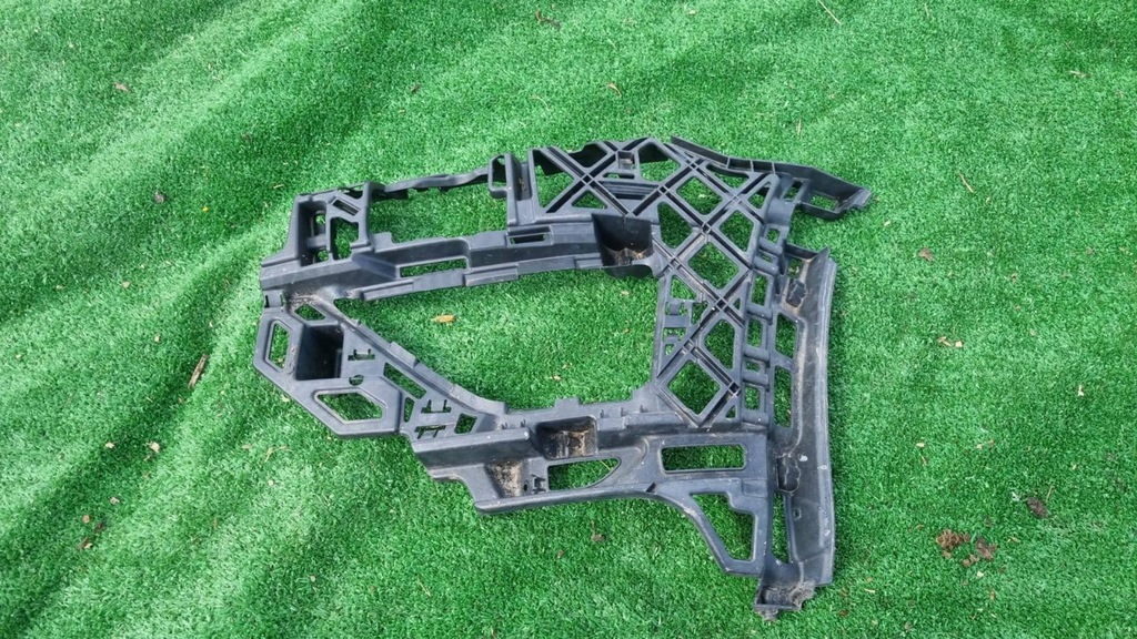 фото №1, Vw golf vi sportsvan направляющая 510807723b