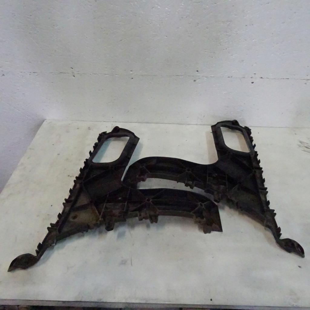 фото №1, Audi q7 4l направляющие бампера задняя 4l0807453a