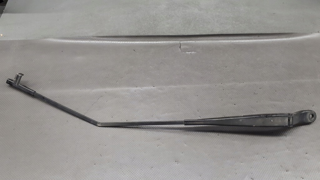 фото №1, A76dagcc рычаг дворники правое peugeot 207 cc