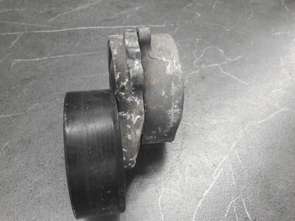 фото №7, Натяжитель ремень volvo s40 2.0 98kw