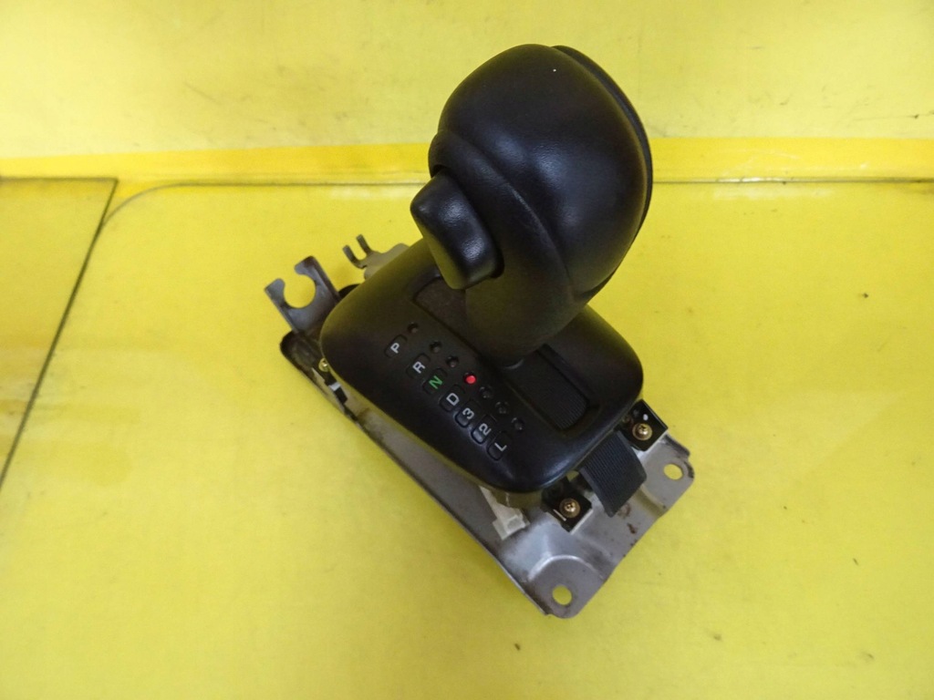 фото №1, Домкрат автоматическая коробка передач mitsubishi carisma nr88