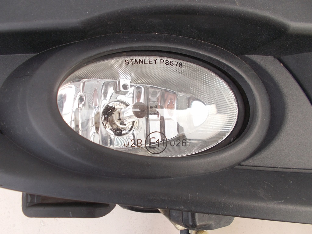 фото №6, Протитуманні фари протитуманна фара решітка права ліва mazda 3