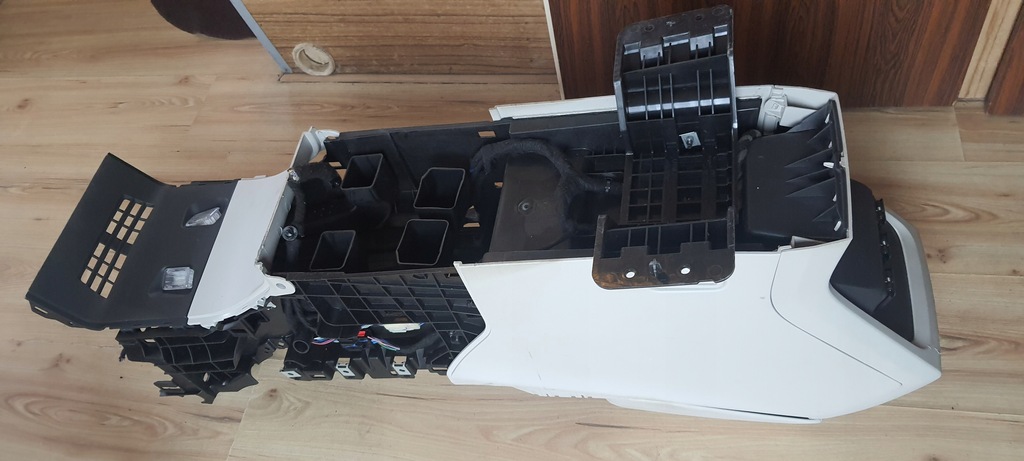 фото №10, Тунель середній підлокітник jaguar i-pace