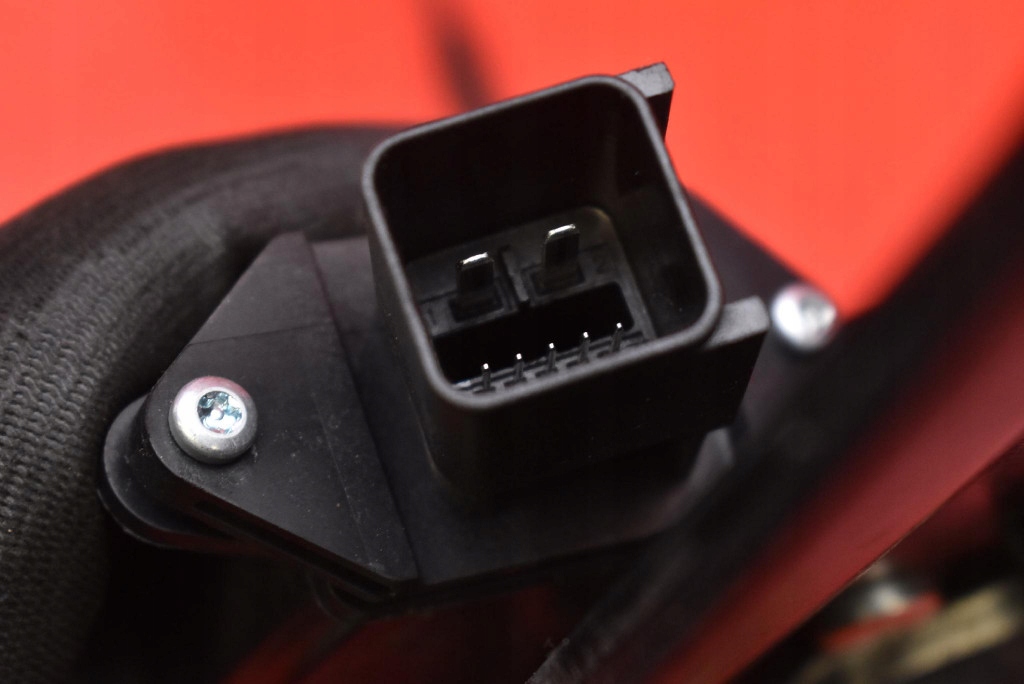 Підйомник скло правий перед європа  13406674 opel astra 5 v k 5d hb 15-20 Зі Шроту