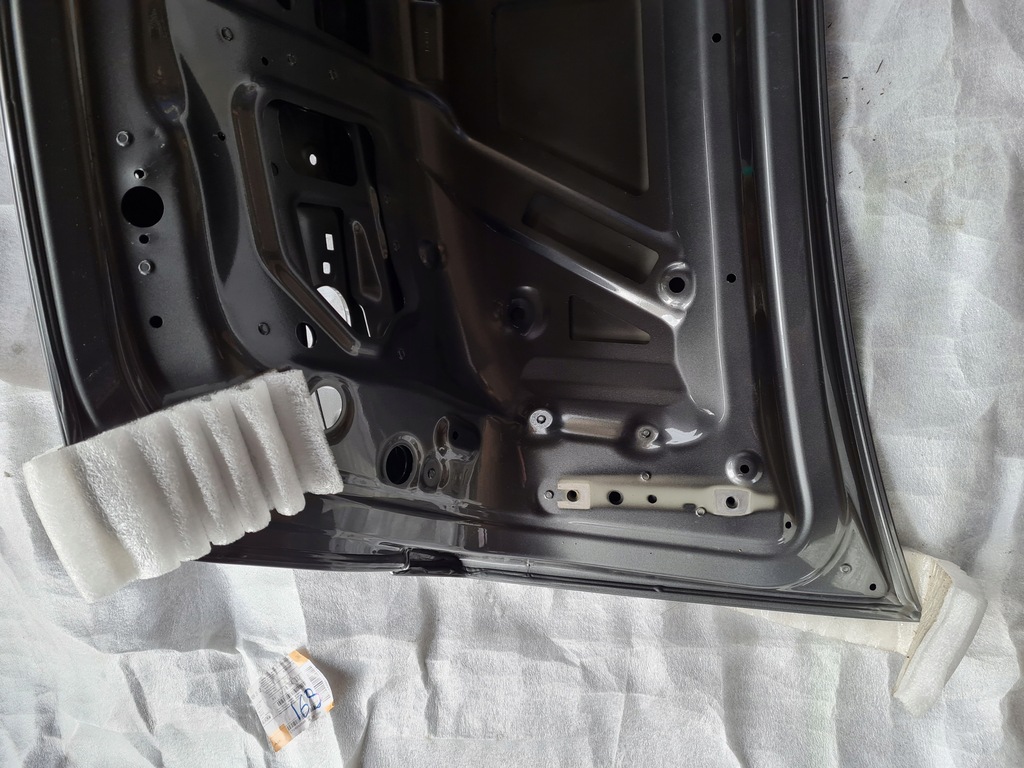 фото №11, Крышка багажника багажника bmw g11 g12 serii 7 ładna