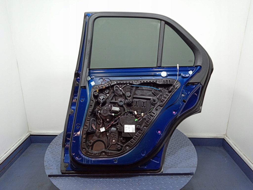 фото №8, Mercedes gle w167 дверь задняя правое задние 896 brillantblau