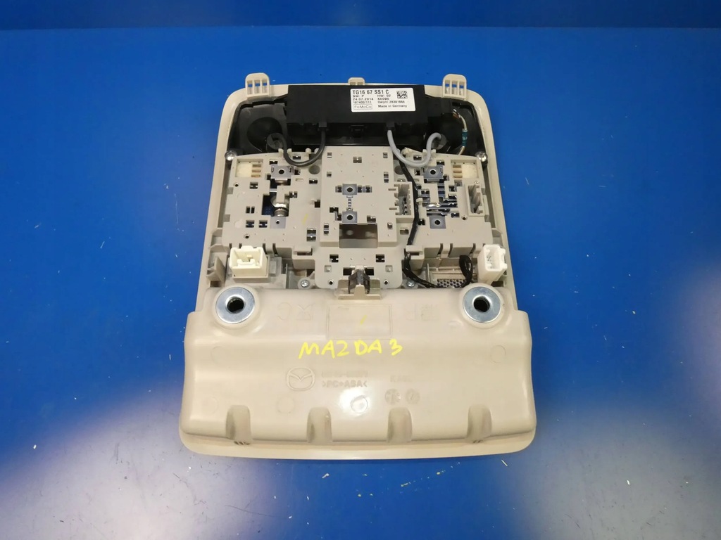 фото №2, Mazda 3 iii bm 13- лампа освітлення кабіни внутрішня перед