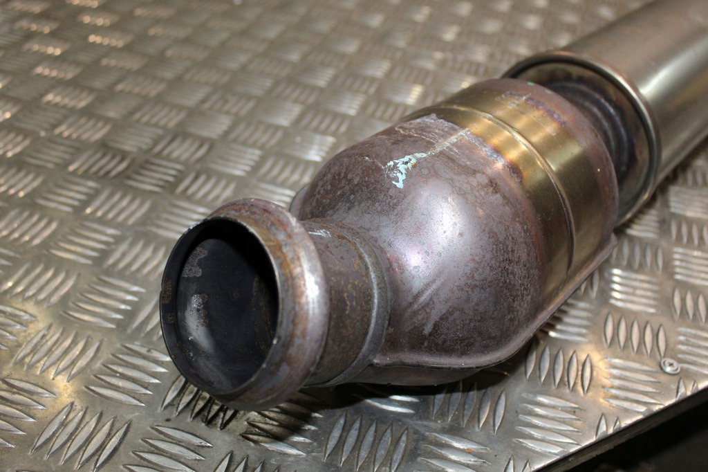 фото №16, Mini jcw gp 3 f56 f57 гасник вихлоп