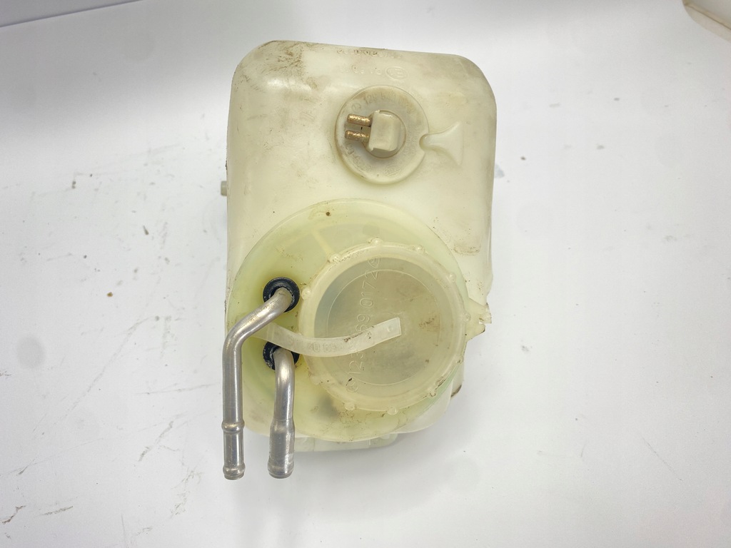 фото №7, Бачок жидкость омывателя подогреваемый mercedes w124 1248690720