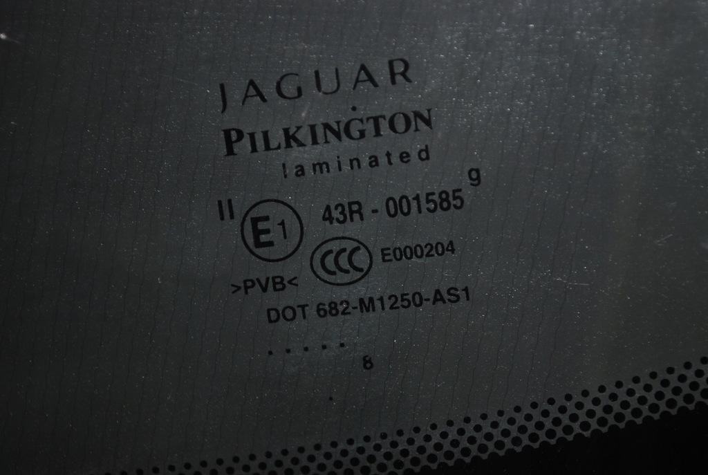 фото №16, Стекло перед jaguar xf 2008r оригинал подогрев