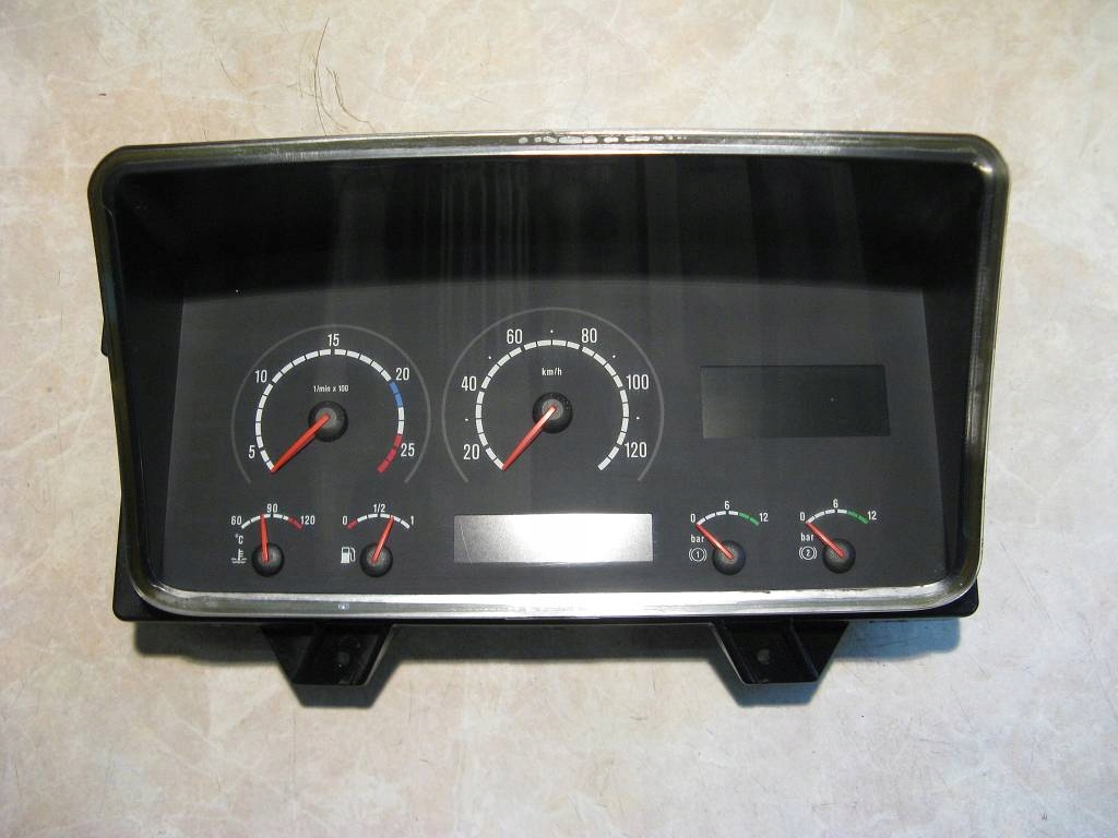 фото №1, Scania r 420 счетчик приборы 1542682 1725842