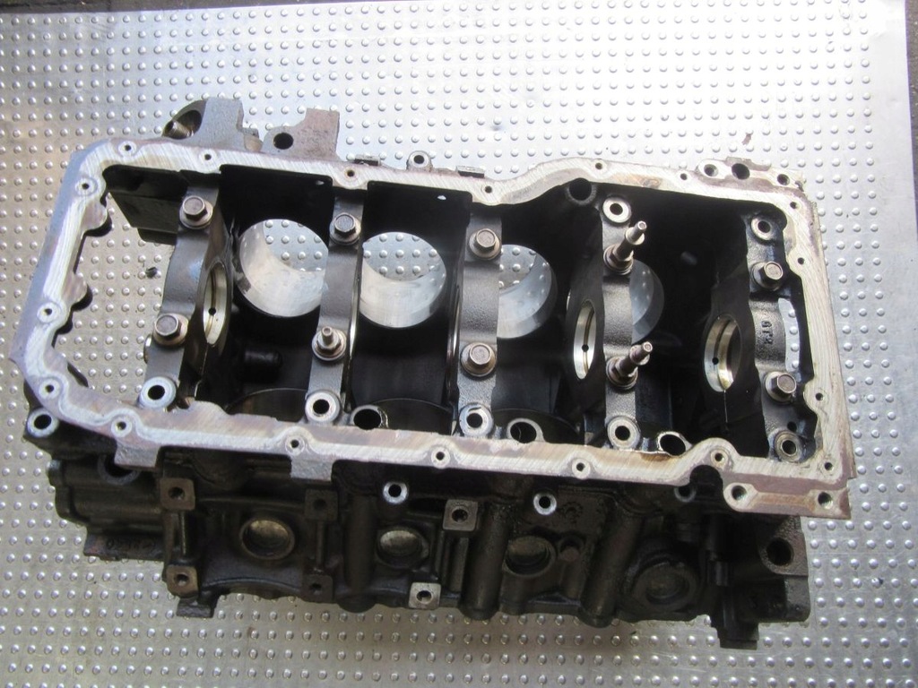 фото №9, Dodge durango i 4.7i 2001 блок двигуна