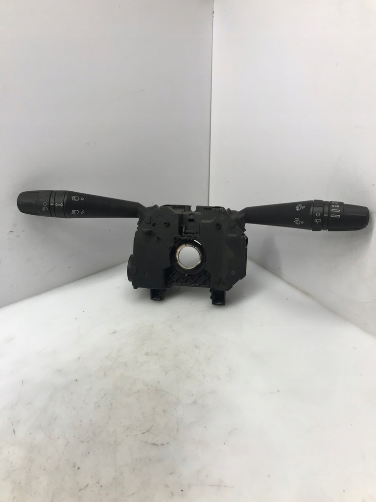 фото №1, Перемикач комбінований 01560809800 fca