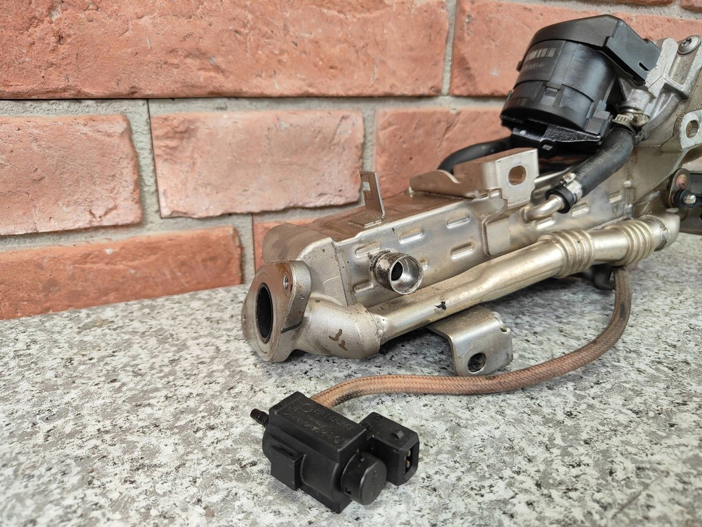 фото №9, Радиатор радиатор выхлопных газов клапан egr bmw f10 f11 f20 f30 8476993