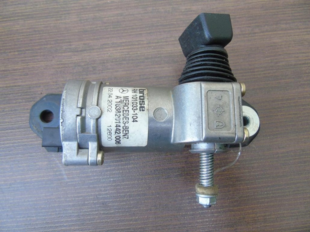 фото №1, Моторчик стекло правый задняя mercedes ml 163 ml163