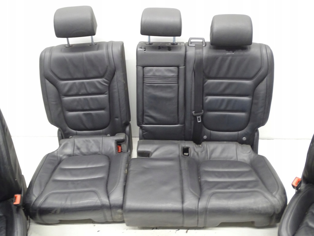 фото №4, Комплект сиденья заднее сиденье спинка кожа r-line vw touareg 7p 10-