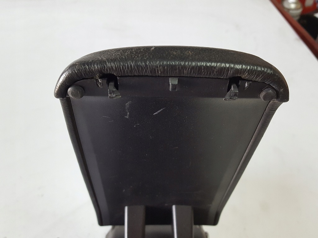 фото №4, Audi a3 8p 03-12r підлокітник шкіряний