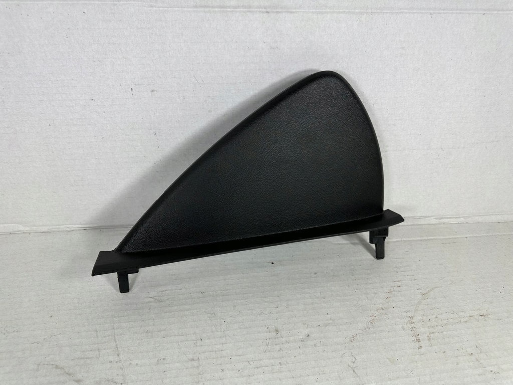 фото №1, Leon iii защита обивка консоли правая 5f0857036b