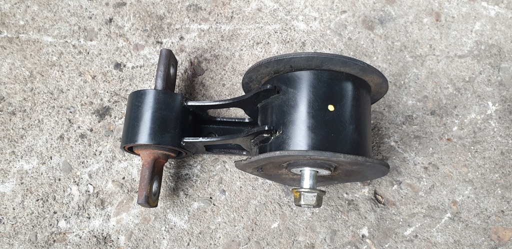 фото №5, Кронштейн подушка двигателя кронштейн 2.0 ddis m. jet sedici suzuki sx4 2009-