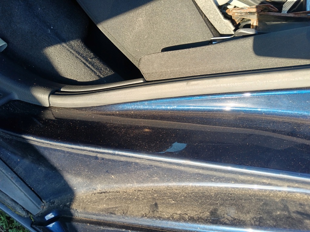 фото №7, Toyota avensis t25 sedan hb kombi прокладка дверь левая правая перед задняя