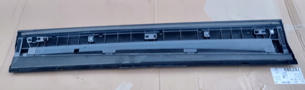 8u0853960f накладка  дверь передок  правая audi q3 s-line Доставка