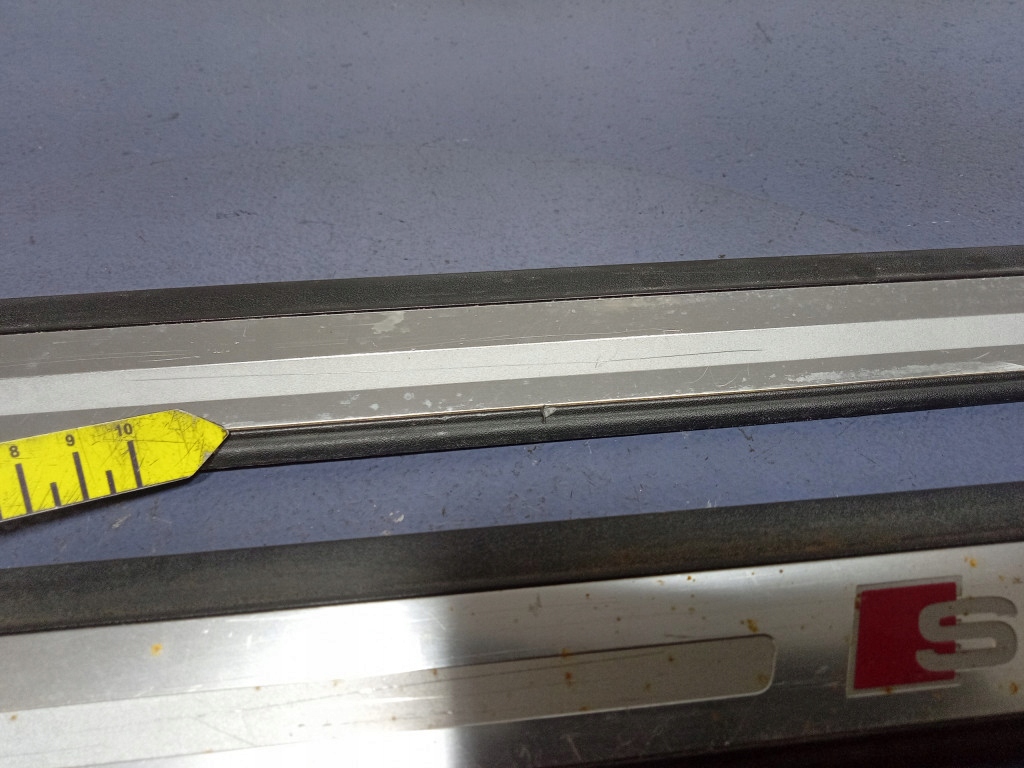 фото №10, Audi s4 a4 b8 накладки пороговые комплект 8k0853373b