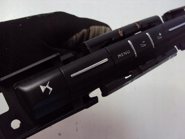 фото №2, Панель радіо citroen ds3 2010-