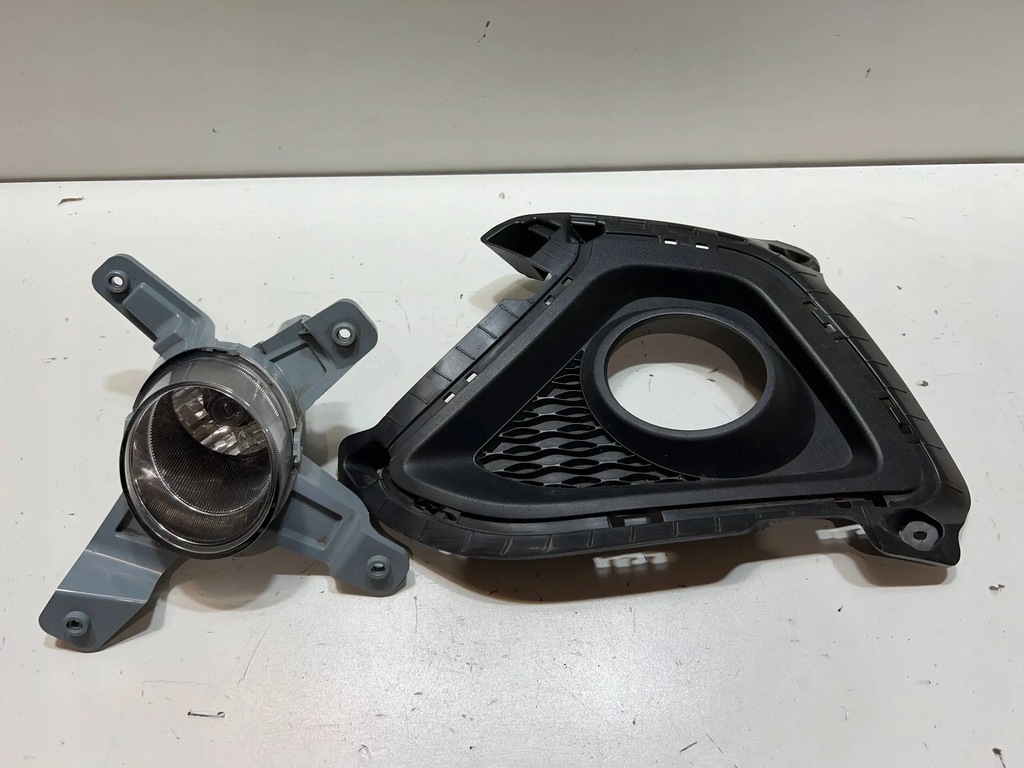 фото №1, Hyundai i10 ii 2013- kompletny противотуманная фара левый перед решётка противотуманной фары комплект