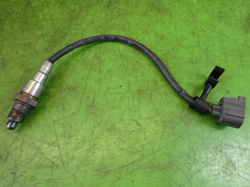 Купити Датчик лямбда-зонд infiniti q30 2.0 b 18r a0075426318