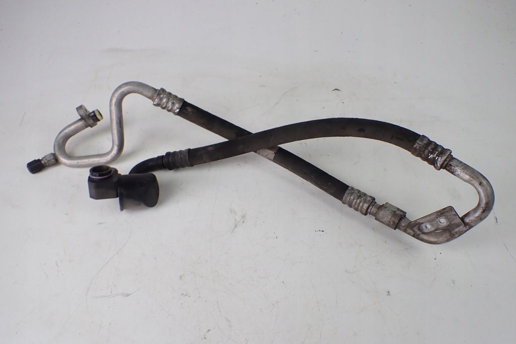 фото №1, W203 c klasa 1.8 шланг кондиционера wąż