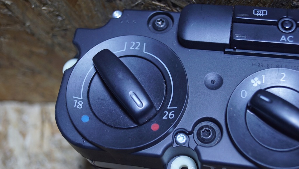 фото №12, Панель обдув кондиціонера vw tiguan 5n 5m2820045a