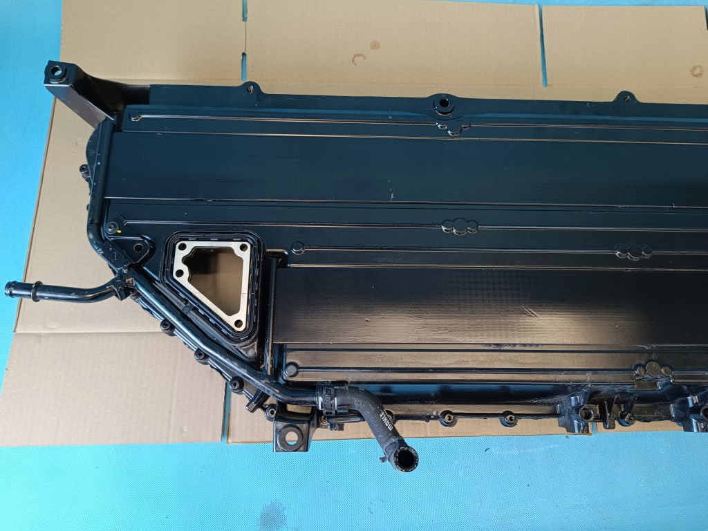 Audi q8 etron 55 quattro 300kw 19r плита накладка підвіска акумулятора 4ke915470h Доставка