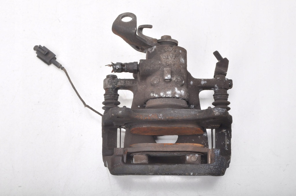 фото №5, Alfa romeo 4c суппорт тормозной левый задняя 32325078